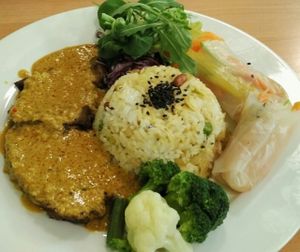 vegan meals at Mennyorszag Szive in Budapest