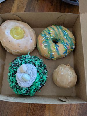  at Destination Donuts in Columbus