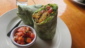Wrap Falafel Vegano at Urban Farm Cafe in San Isidro De El General