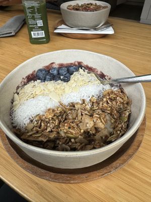 Classic açai  at JuiceBrothers - Van Woustraat in Amsterdam