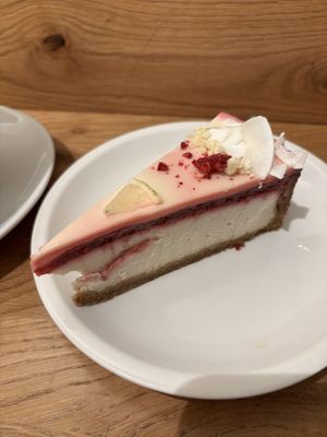 Coconut raspberry lime cheesecakee  at Cafe Neundrei in Berlin