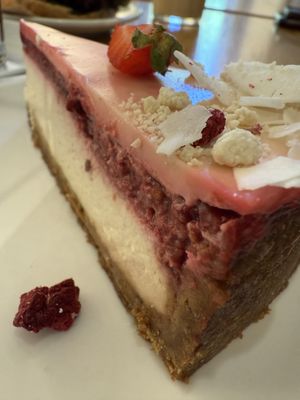 cake  at Cafe Neundrei in Berlin