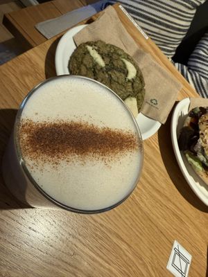 breakfast  at Cafe Neundrei in Berlin