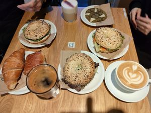 Immer gut 🙂🌱 at Cafe Neundrei in Berlin