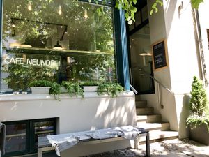 outside at Cafe Neundrei in Berlin