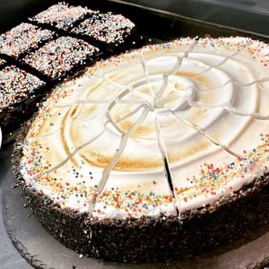 birthday cake at Cafe Neundrei in Berlin