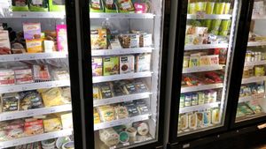 fridge cheez, other goodness at Wild Thyme Wholefoods in Portsmouth