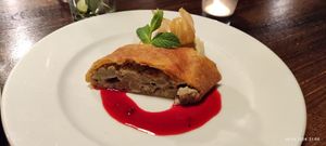 Strudel at Olive in Innsbruck