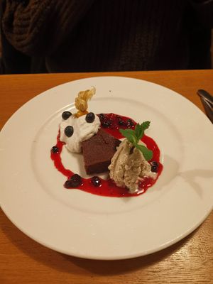  at Olive in Innsbruck