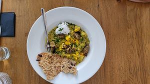  at Olive in Innsbruck