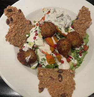  Felafel salad (€17) at Olive in Innsbruck