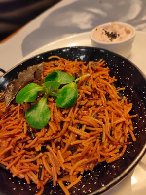 Fedeuá a la marinera at Baobab in Zaragoza