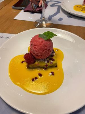 BLONDIE CON CREMA DE MANGO at Baobab in Zaragoza