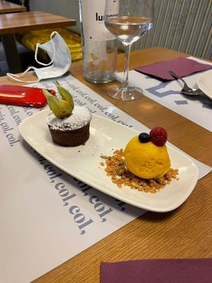 COULANTRÓPICO VEGANÓPTICO at Baobab in Zaragoza