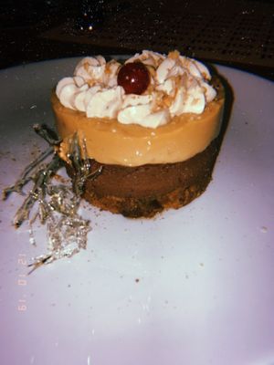 „Give me poison, I wanna die“ peanut and chocolate mousse, crunchy biscuits and bananoffee  at Baobab in Zaragoza