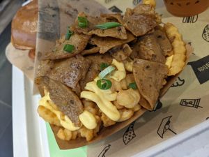 Kebab fries at VINCENT - Europa Passage in Hamburg