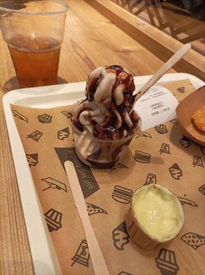  at VINCENT - Europa Passage in Hamburg