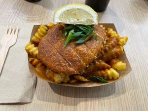 Vish n Chips with peanut dip  at VINCENT - Europa Passage in Hamburg