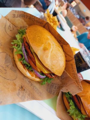 Cheesy burger 👌 at VINCENT - Europa Passage in Hamburg