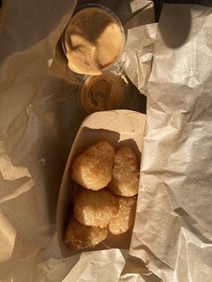 Chili “cheese” tops, so *beep* delicious   at VINCENT - Europa Passage in Hamburg