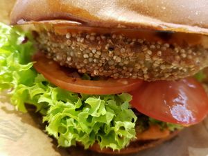 falaffel quinoa one at VINCENT - Europa Passage in Hamburg