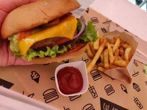 Yum at VINCENT - Europa Passage in Hamburg