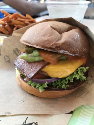 Burger at VINCENT - Europa Passage in Hamburg