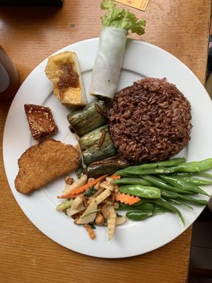 Small set menu dish at Hoa Sen - Doi Can - Maybe closed in Hanoi