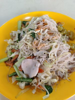 星洲米粉$4.50 at Wang Jiao Vegetarian 旺角斋素食 in Central Singapore