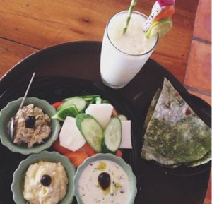 Three Mediterranean dips and fresh smoothie at Deva in Kampot