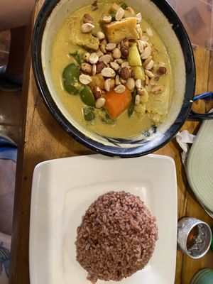 Yellow curry  at Deva in Kampot