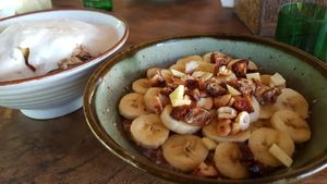 porridge 3,5$ and muesli with vegan yoghurt 4,5$. more infos at the-vegan-travelers.com at Deva in Kampot