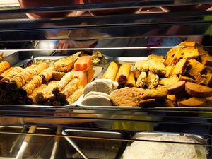 Dishes at Jian Kang 健康素食 in Central Singapore