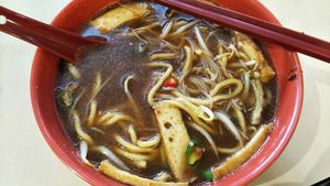 Mee Soto at Jian Kang 健康素食 in Central Singapore