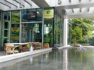 outdoor seating - nice ambience at The Green Affair in West Singapore