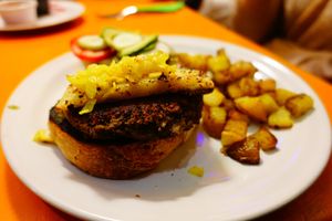 vegan lentil burger at Delicias Naturales in San Cristobal De Las Casas