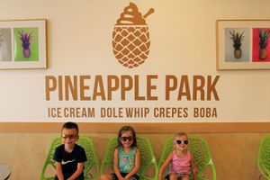 customers at Pineapple Park!! at Pineapple Park in Las Vegas