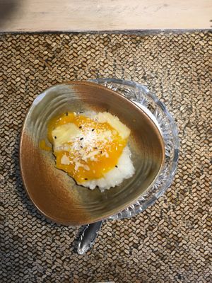 Dessert with mango at Gayaya in Berlin