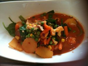 Wir lieben es, in das kleine, herzlich bewirtete Restaurant zu gehen und uns jenseits der Karte von Changs Kreativität überraschen zu lassen, denn sie zaubert einem auch gerne ein Gericht, das nicht auf der Karte steht, man muss nur seine eigenen . at Gayaya in Berlin