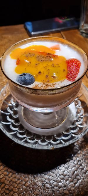 Weißer Gayaya at Gayaya in Berlin