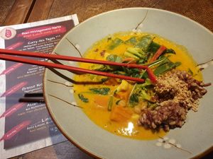 Mittagsangebot für Montag: Curry des Tages, 11€, sehr lecker. Portion könnte noch größer sein. at Gayaya in Berlin