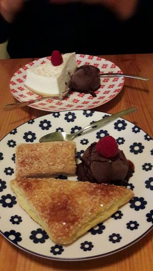 Overheerlijk dessert at Loving Hut in Amsterdam