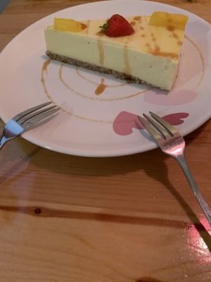Vegan mango cheesecake 😍 at Loving Hut in Amsterdam