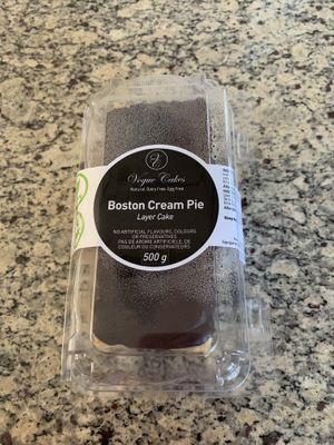 Boston cream pie at Vogue Cakes in Vancouver