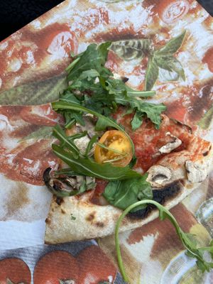 Pizza Funghi vegan  at Unter Freunden in Heidelberg