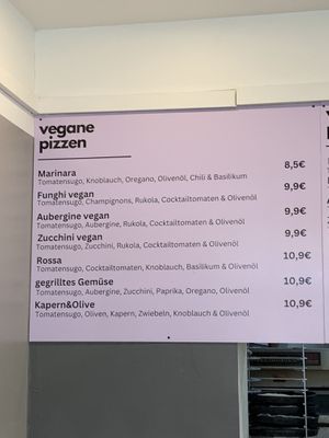 Mit Rukola Topping 😊  at Unter Freunden in Heidelberg