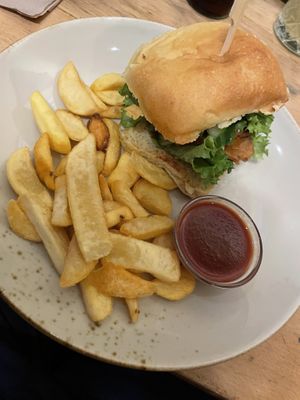 Orangen-Tempeh-Burger  at Cafe Rost in Mannheim