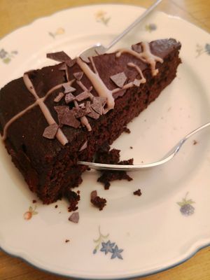 Schokokuchen (vegan) at Cafe Einzigartig in Rothenburg Ob Der Tauber