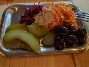 condiment bar items at FLFL - Skånegatan in Stockholm