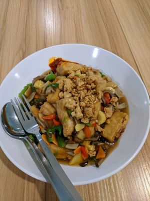 braised beancurd with vegetables at Green Delights 净乐轩 in Northeast Singapore